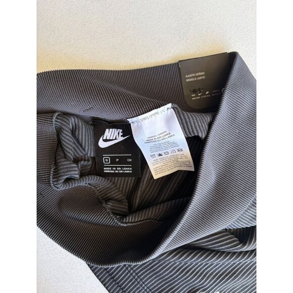 Nike Air Black Ribbed Knit High-Waisted Mini Skirt For Women Size S - Picture 7 of 8